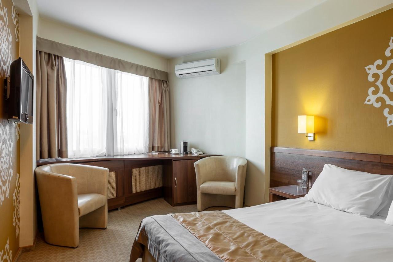 Adria Hotel Kyiv Exterior photo